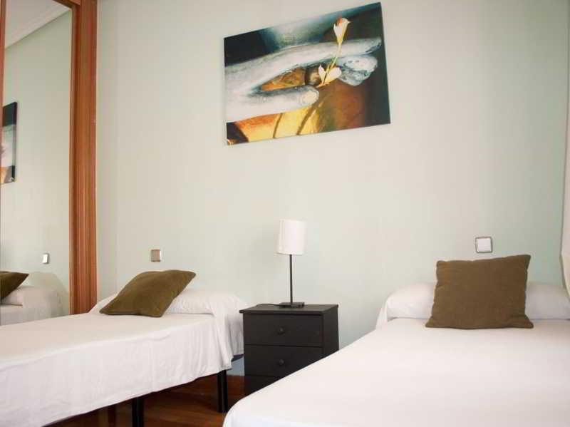 Gran Via Sol Apartamentos Madrid Exterior foto